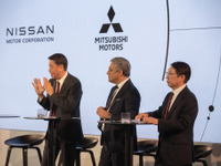 日産 内田社長「未来志向で次の段階へ一歩前進」ルノーとの対等出資正式合意［新聞ウォッチ］ 画像
