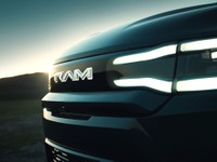 新型EVピックアップトラック、車名は「ラム1500 REV」に…2024年から生産へ 画像