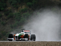 フォースインディア、ニューマシンがトラックデビュー 画像