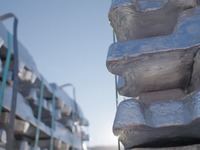 持続可能なサプライチェーン構築へ、再生可能エネルギーで生産の低炭素アルミを国内大手輸送機メーカーに供給…丸紅 画像