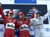 【F1ヨーロッパGP決勝】フェラーリ追撃陣が同士討ち 画像