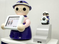 綜合警備保障、企業向け受付ロボットを開発 画像