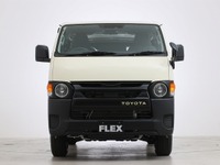 ハイエースをクラシカルな丸目顔に、フェイスチェンジキット発売へ 画像