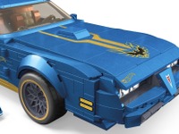 ファイヤーバード&モンスタートラック、 1/18スケールのブロックモデルを組み立てる! 画像