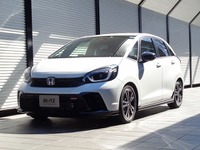 フィットを車高調キットでダウン、ブリッツ「DAMPER ZZ-R」に適合追加 画像
