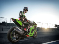 次世代Ninja、カワサキ『Ninja ZX-10R KRT EDITION』がカラー＆グラフィックス更新［詳細画像］ 画像