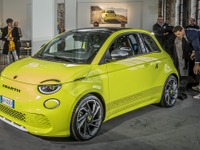 アバルトもEVに、俊足『500e』は6月欧州発売へ 画像