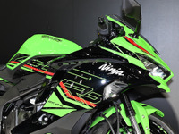 4気筒スーパースポーツの最上位、カワサキ『Ninja ZX-4RR』参考出品で高まる期待…東京モーターサイクルショー2023 画像