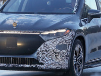マイバッハ初の最高級電動SUV『マイバッハEQS SUV』プロトタイプをスクープ 画像