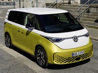 VWのEVミニバン『ID.Buzz』、欧州販売が3万2000台を突破 画像