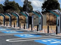 2025年度までに1100口、高速道路に急速充電器を整備---EV普及に備えて 画像