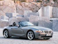 BMWの新型ロードスター『Z4』---写真見せます!! 実物は秋に 画像