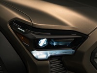 トヨタの中型ピックアップトラック「タコマ」新型、冒険仕様を設定へ…ティザー写真公開 画像