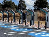 高速道路のEV急速充電器、2025年度までに1100口増設へ…5年間で2.7倍に 画像