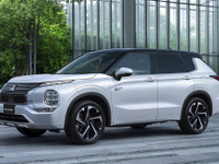 三菱 アウトランダー、PHEVカテゴリー国内販売台数で2年連続トップ 画像