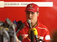 シューマッハ引退説が急浮上「ボディランゲージから見ても……」 画像