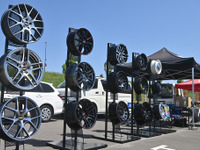 ファンの目を惹くアイテムを展示していたメーカーブースに注目~トーヨータイヤファンミーティング2023inさいたま~ 画像