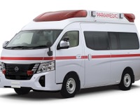 スイッチひとつで窓が見える・見えない…調光フィルムを日産の救急車にに採用 画像