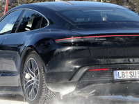 プレミアムEVの革命児、ポルシェ『タイカン』は初の大幅改良でどう進化する？ 画像