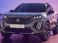 プジョー 2008 改良新型、表情一新…欧州で発表 画像