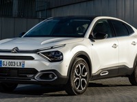 シトロエンのEV『E-C4』と『E-C4 X』欧州仕様、航続420kmに拡大 画像