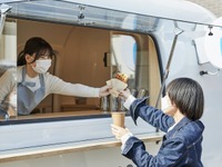 ブルーボトルのコーヒートラックが東京湾岸に2度目の出店、アウトドア向け限定ブレンドを用意 画像