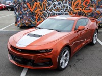 オレンジ色の目立つヤツ…シボレー『カマロ』限定車がシボレーファンデイ2023でデビュー 画像