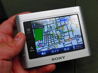 【ソニー nav-u】海外メーカー製に勝負を挑む3.5インチモデル、4月発売 画像