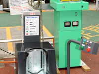 全自動型オートバイ無人駐車装置、実用化目指す 画像