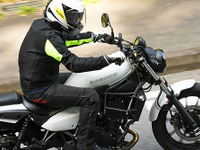 【カワサキ エリミネーター 試乗】現代版アレンジは是か否か？ 初代エリミ乗りが体感した、懐かしさと新しさ…西村直人 画像