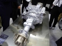 大型商用車向けeアクスルのソリューション、ZFとマグナの「e-Beam」…人とくるまのテクノロジー展2023 画像