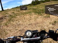広い斜面をバイクのオフロードコースに!!…スキー場のグリーンシーズン活性化 画像