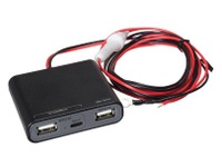 USB Type-C搭載・Quick Charge 3.0対応、ビートソニックから車載用USB電源「UCH3E」発売 画像