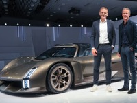 ポルシェが次世代EVスポーツ『ミッションX』提案、パワーウェイトレシオは1kg/ps 画像