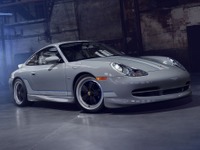 1台限りのポルシェ『911』、「996」世代をフルレストア＆カスタム…120万ドルで落札 画像