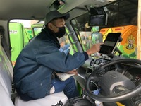 ごみ収集車搭載のタブレットでデータ取得、効率的なルート作成に活用 画像