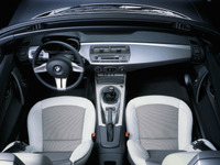 【BMW『Z4』最速情報】広く……荷物はゴルフバッグ2人分 画像