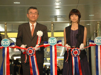 エチカ池袋が開業---地下鉄駅構内の大規模商業施設 画像