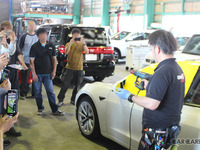 事業者たちが「カーラッピング」の基礎を学ぶ…フィルムの特性やポストヒーティングの重要性を知る 画像