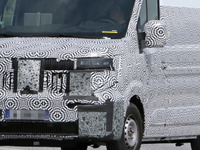 ルノー日産の商用バンは燃料電池とBEVで勝負!?『マスター/NV400』次期型を鮮明にスクープ 画像