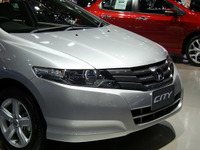 【バンコクモーターショー09】インサイト 顔のホンダ シティ 画像