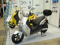 【東京モーターサイクルショー09】会場に電動バイクがチラホラ 画像