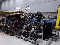 あの“ブラッドレー”は17インチに注目! 4x4エンジニアリングが最新モデルを展示…群馬パーツショー2023 画像