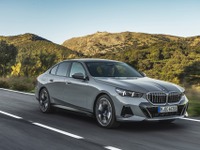 【BMW 5シリーズ 新型】スタイル刷新、よりエレガントに［詳細画像］ 画像