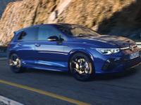 VW ゴルフR日本導入20周年、特別仕様車発売へ…最高出力333psのチューニングエンジン搭載 画像