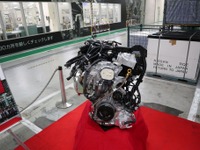 空調完備の特別室で生産技術を全力投入！ 日産「VCターボエンジン」の凄さ 画像