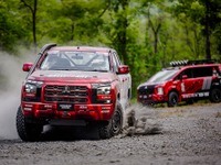 【三菱 トライトン 新型】復活した古豪、三菱ラリーアートがアジアクロスカントリーラリー連覇に挑むレースカーを発表［詳細画像］ 画像