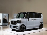 【ホンダ N-BOX 新型】デザイン初公開、開発責任者「日本一売れているクルマ。大きく変えてはいけない」 画像