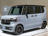 【ホンダ N-BOX 新型】『カスタム』は“自分を高めるモノ”---品格と質感を向上 画像