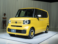【ホンダ N-BOX 新型】瞳のようなヘッドライトで親しみやすさを…標準タイプ［詳細画像］ 画像